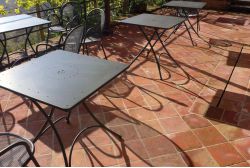 30x30 cm quadratische Terracotta-Fliese